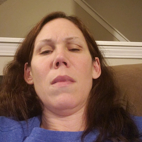 Meet your Posher, Emily - Picture 1 of 1